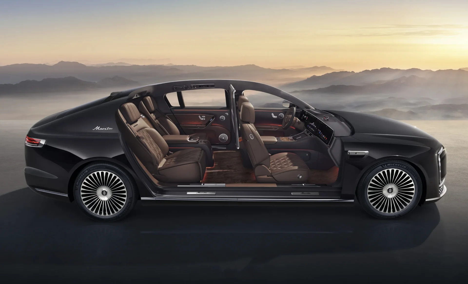 Maextro S800 interior