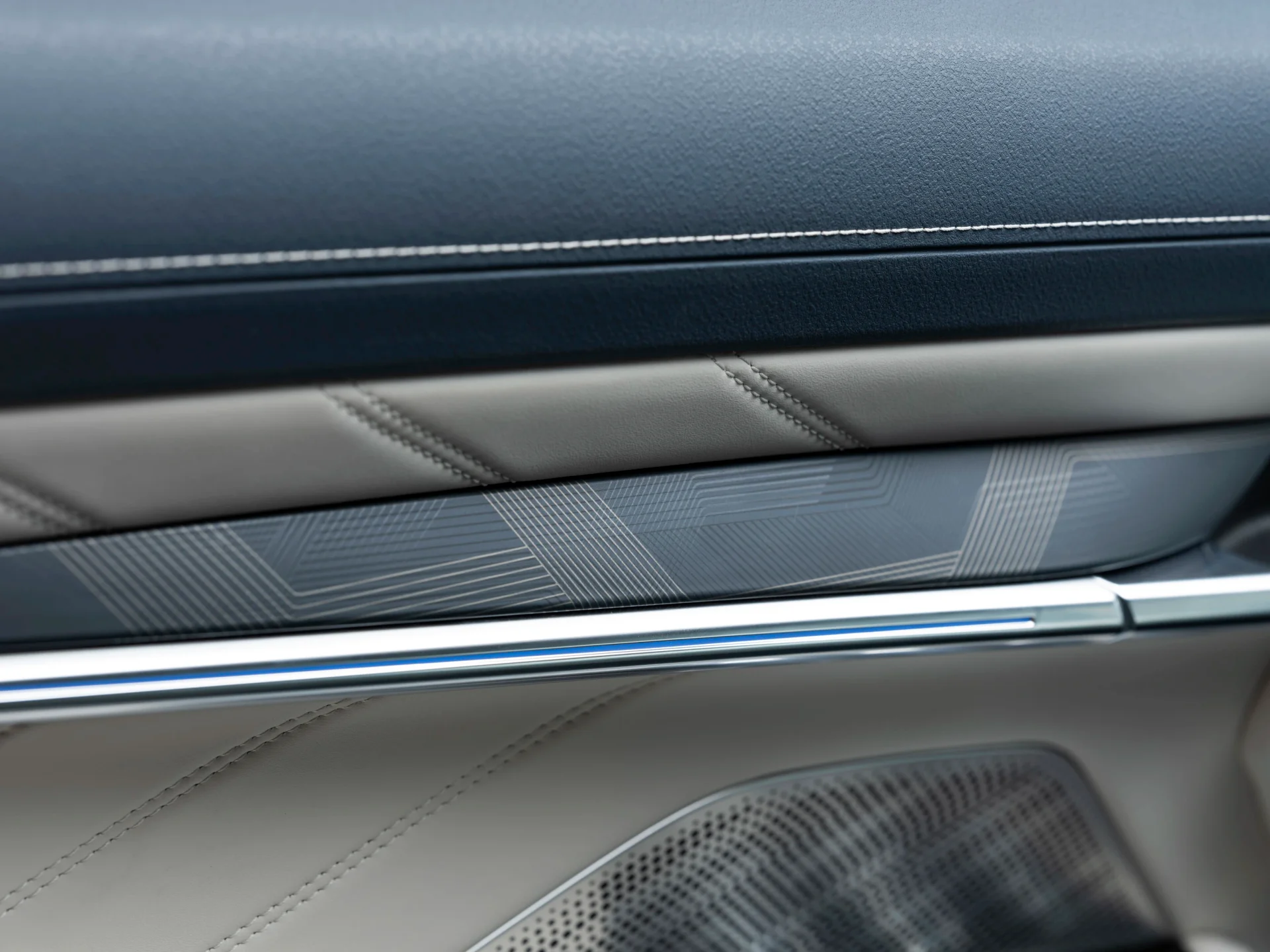 Zeekr 001 interior detail 2